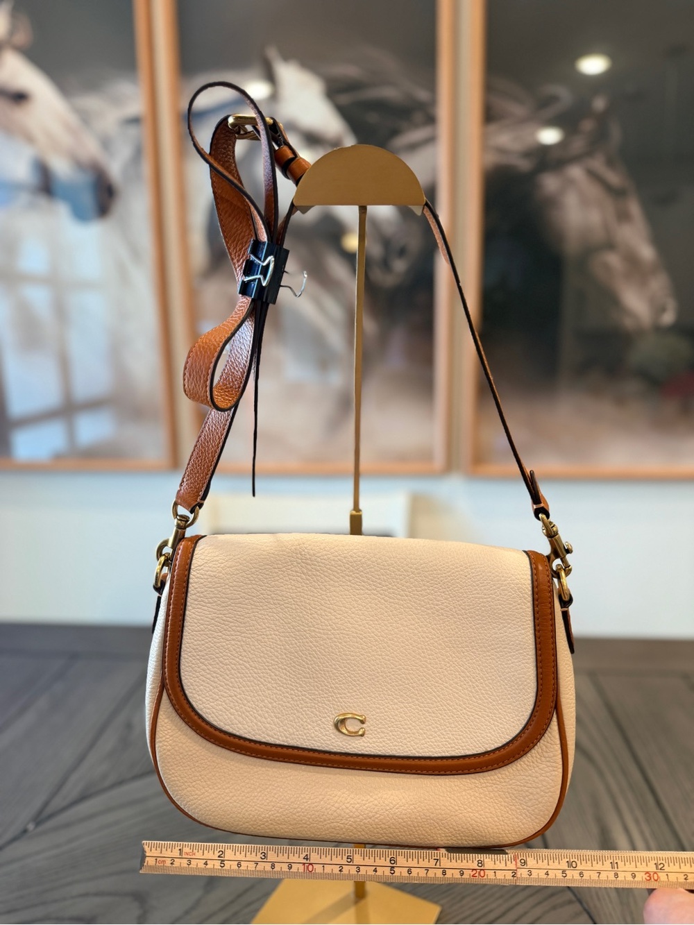 Medium Colorblock Pebble Leather Shoulder Bag